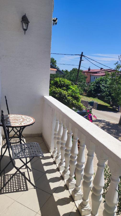 Apartments Veni Up Starigrad Paklenica Zewnętrze zdjęcie